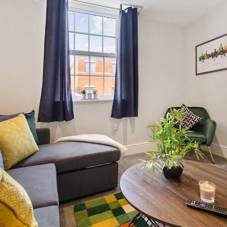 Whiskawaystays - Victoria House - Apartment 4 Вустер Экстерьер фото