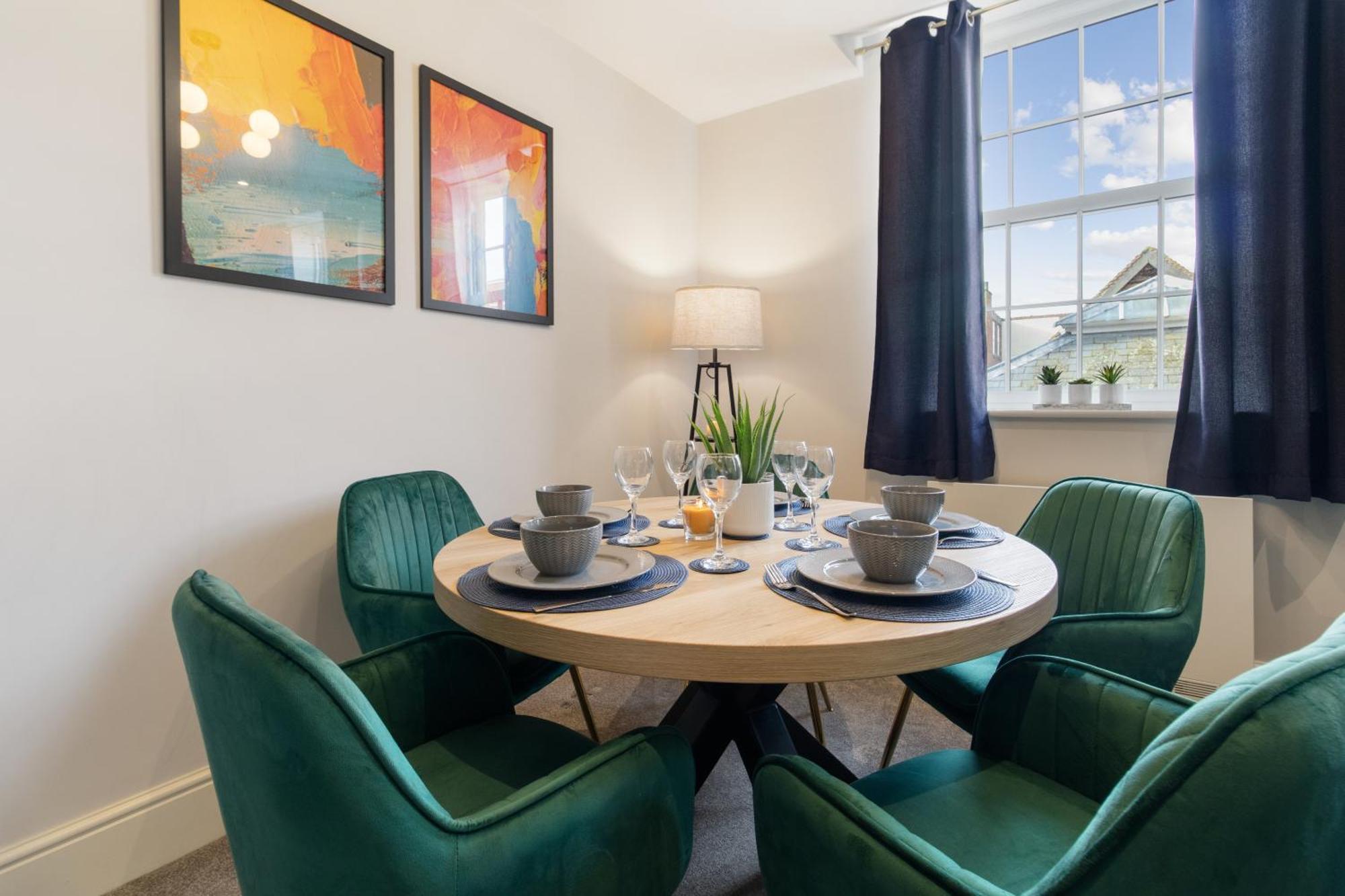 Whiskawaystays - Victoria House - Apartment 4 Вустер Экстерьер фото
