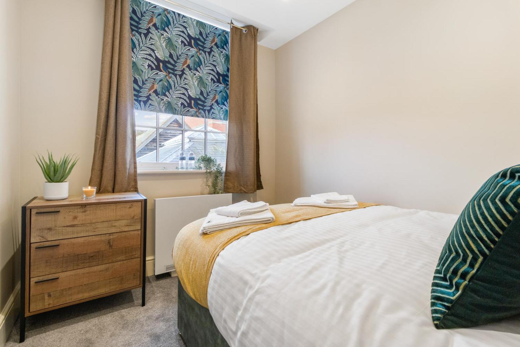 Whiskawaystays - Victoria House - Apartment 4 Вустер Экстерьер фото